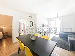 Lloguer Pis  Calle de luis vélez de guevara. Vivienda exterior en alquiler cercana a sol, en la zona de corte