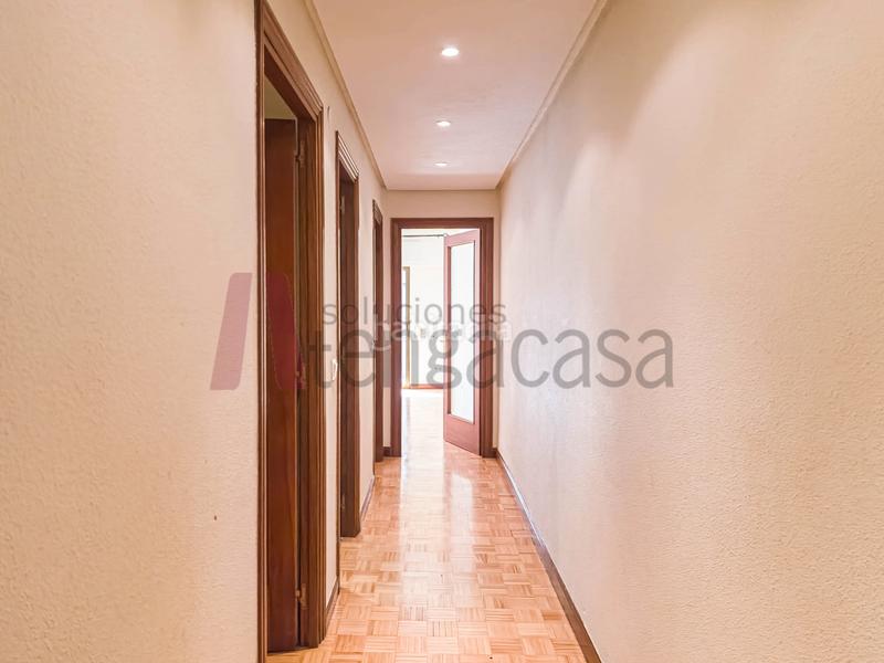 Foto 4f561980-b7da-48e6-a0fd-3fbdcd14ef5a. Piso  amplio, bien ubicado y con terraza: ¡ven a conocerlo! en Madrid