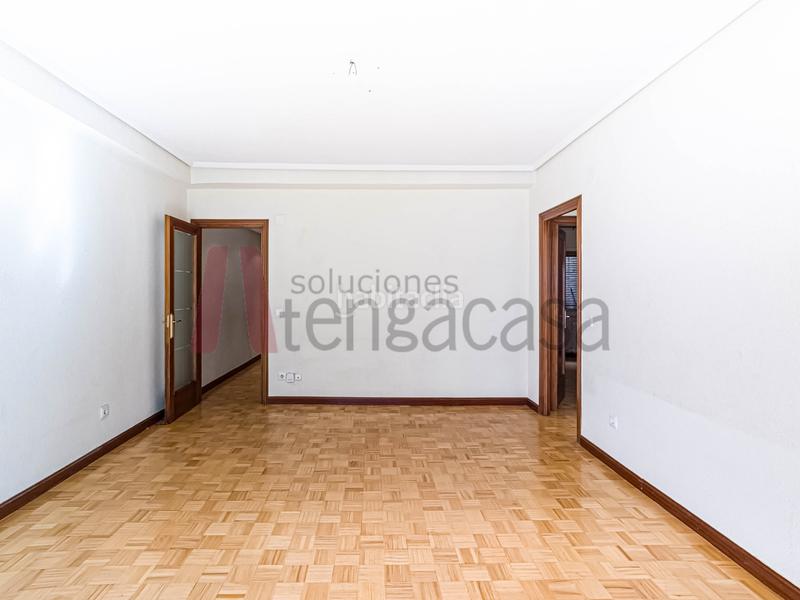 Foto 88d4d8a8-fb3c-4b33-ab56-af289be34541. Piso  amplio, bien ubicado y con terraza: ¡ven a conocerlo! en Madrid