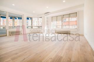 Lloguer Pis  Calle de ibiza. Tu nuevo hogar frente al retiro: elegante piso reformado