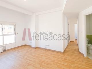 Pis  Calle de cartagena. Luminoso piso de 3 dormitorios en guindalera – calle cartagena