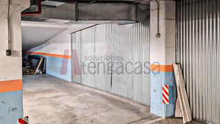 Aparcament cotxe a Calle de juan de la hoz 12. Garaje en venta en guindalera a pasos de frnacisco silvela