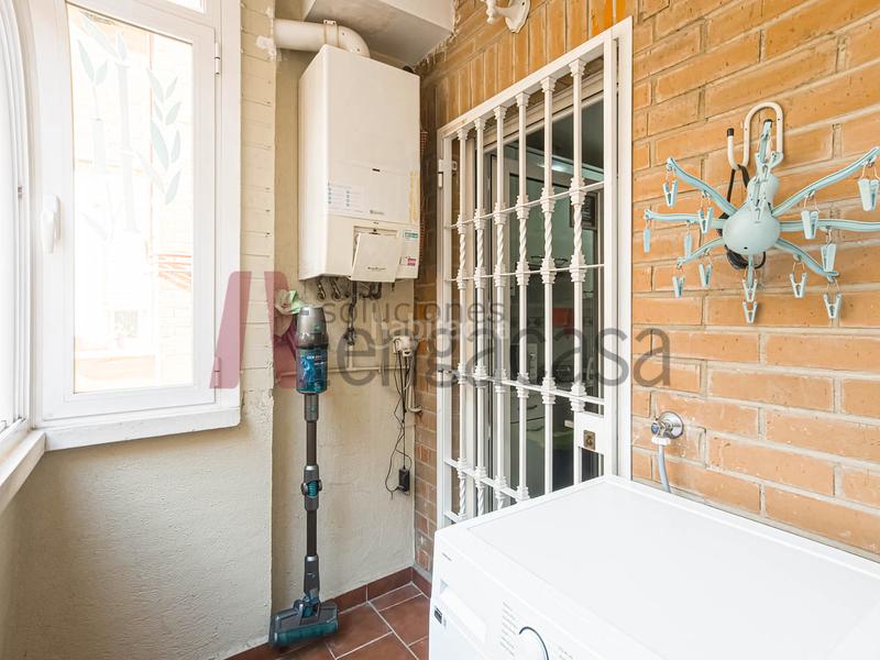 Foto 0f6fb368-16ca-4514-881e-6adaac096e06. Apartament amb calefacció aparcament a Guindalera Madrid