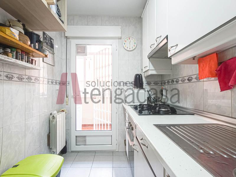 Foto 4e76aa08-040f-4a04-8ac6-a836bbd2e06b. Apartament amb calefacció aparcament a Guindalera Madrid