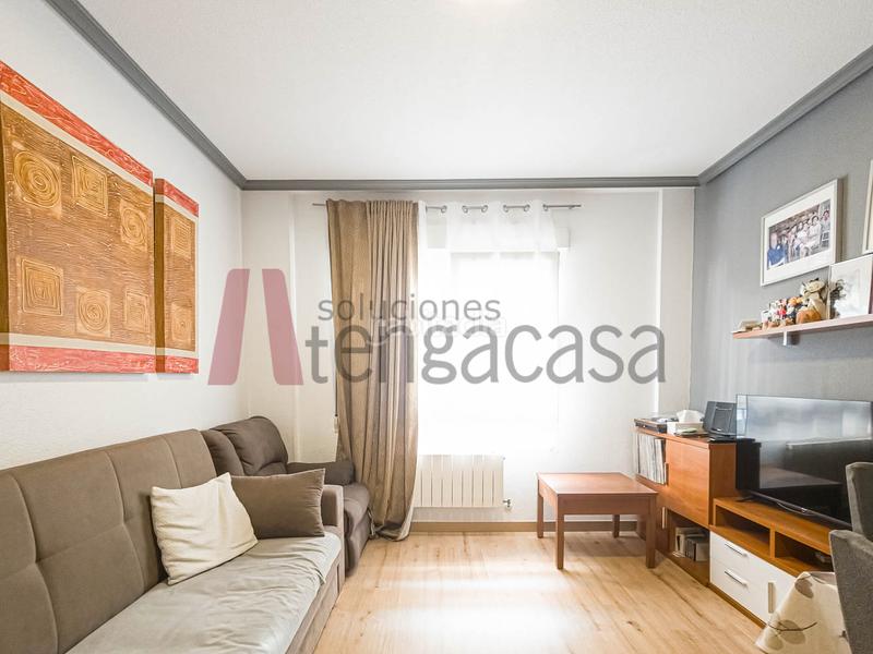 Foto efb46436-b887-4477-8bf8-3f0d8de8480e. Apartament amb calefacció aparcament a Guindalera Madrid
