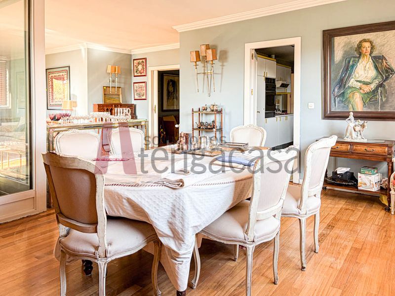 Piso exclusiva vivienda de lujo en arturo soria con piscina y dos plazas de garaje incluidas en el precio en Madrid - Imagen 7