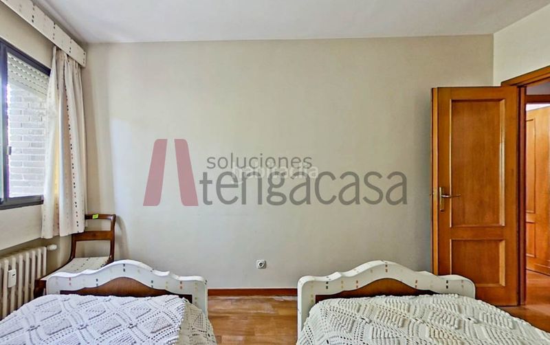 Piso exclusiva vivienda de lujo en arturo soria con piscina y dos plazas de garaje incluidas en el precio en Madrid - Imagen 51