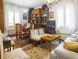 Flat  Calle de garcía de paredes. Venta de piso en almagro, chamberi