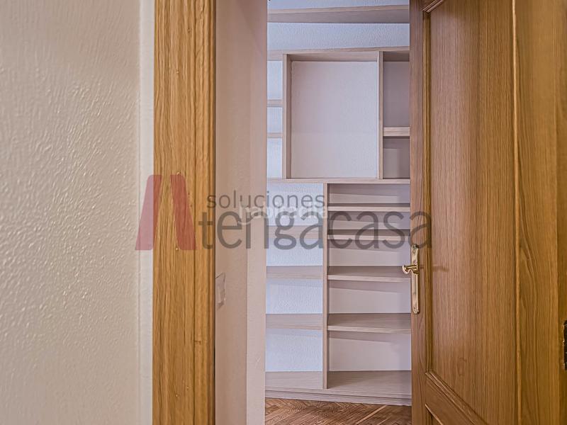 Foto 1bde94c9-48a5-41f4-8b6e-6185a6a7a227. Alquiler piso alquiler de piso exterior con garaje en ciudad lineal, junto al metro el carmen en Madrid