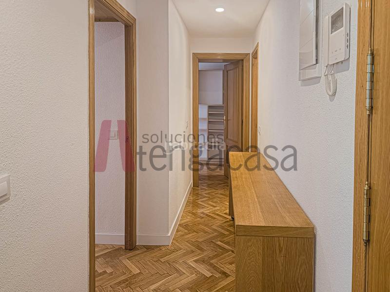 Foto fe7782c9-0d49-4353-b9f6-419d24270476. Alquiler piso alquiler de piso exterior con garaje en ciudad lineal, junto al metro el carmen en Madrid