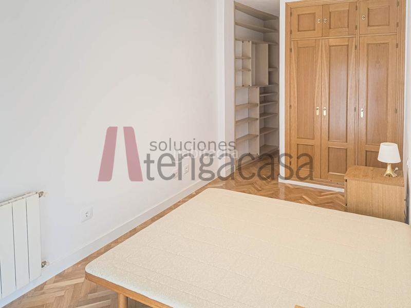 Foto e548f98c-f8cb-4787-b39d-99eb05692030. Miete etagenwohnung mit heizung parking in Quintana Madrid
