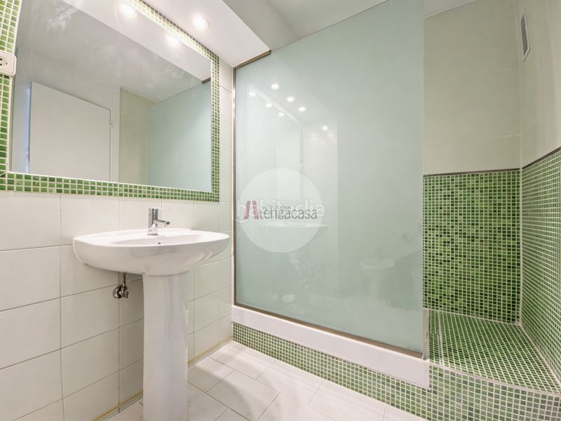 Piso se vende fantástico piso reformado y muy luminoso en Guindalera en Madrid - Imagen 12