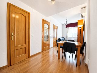 Rent Apartment  Calle de la constancia. Apartamento muy luminoso en alquiler en prosperidad
