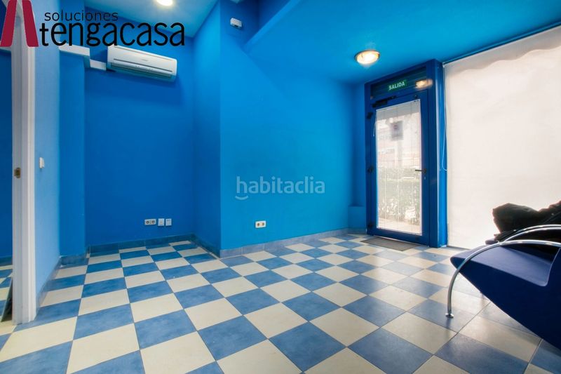 Foto 8f709a88-77b7-4cca-b520-60b4b91c7292. Local comercial amb calefacció a Aluche Madrid