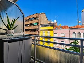 Miete Appartement  Calle de ardemans. Apartamento amueblado exterior con terraza en alquiler en guinda