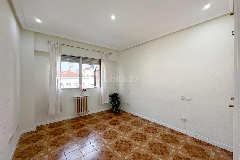 Foto 898b1bf0-f76c-4a37-ba87-6d17b260a214. Miete appartement mit heizung in Guindalera Madrid