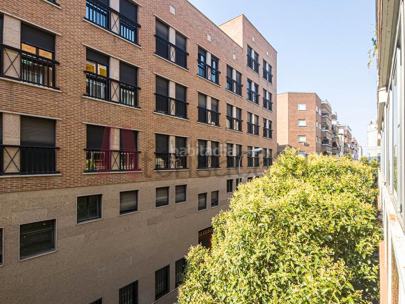 Foto 0cb82fd5-7c6f-471d-a756-a4846123824d. Alquiler piso  con terraza a metros de diego de leon en Madrid