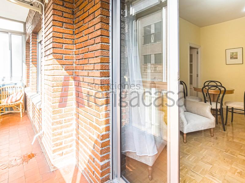 Foto 596cae0d-15c1-4741-8209-e2619a5bd10f. Alquiler piso  con terraza a metros de diego de leon en Madrid