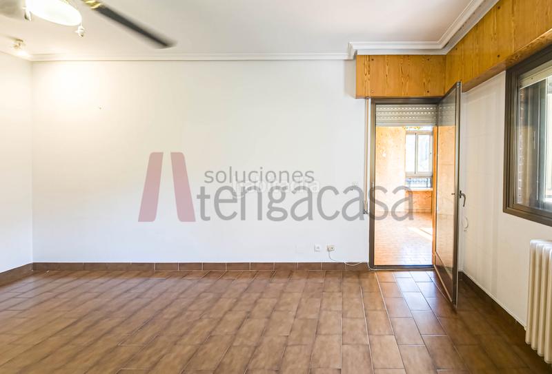 Foto 6e2fbc61-0efa-42cb-9e1d-a5c4fffeb17f. Alquiler piso estupenda vivienda con terraza y a pasos de diego de leon. en Madrid