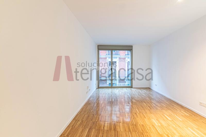 Foto 4e4972b1-9472-49e4-8b2f-8e639f7c099f. Alquiler estudio oportunidad en malasaña en Universidad-Malasaña Madrid