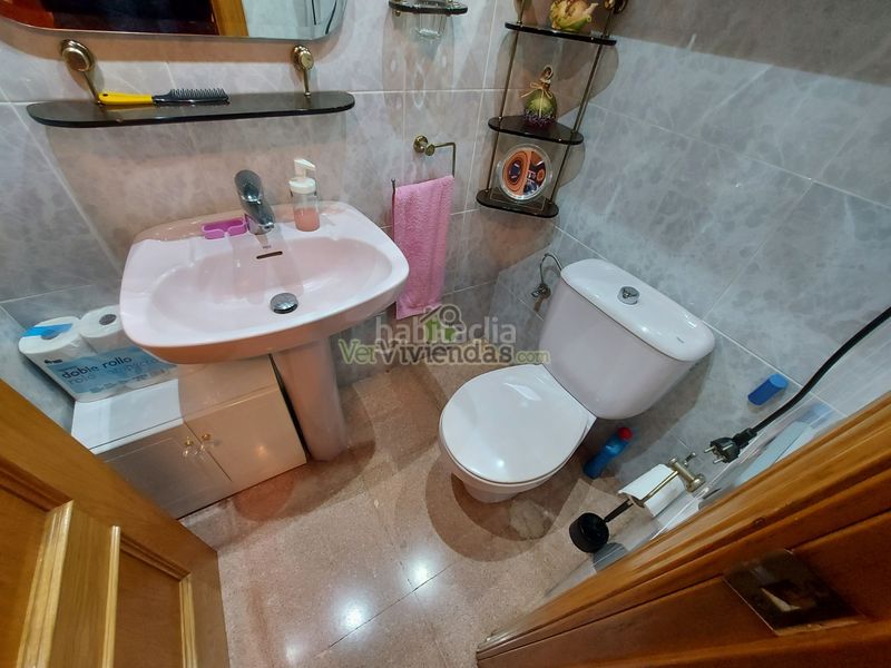 Foto a6963520-3d2c-417f-a71f-b174136a9ec0. Haus in carrer de la ginesta 28 in Santa Coloma de Cervelló
