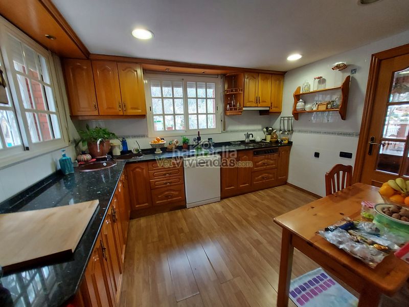 Foto a7d0829a-0a19-4e3f-90a4-696508f40ddd. Haus in carrer de la ginesta 28 in Santa Coloma de Cervelló