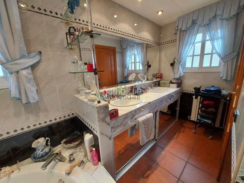 Foto beede1f2-3ec0-49a0-92c7-0b14d18f0d68. Haus in carrer de la ginesta 28 in Santa Coloma de Cervelló