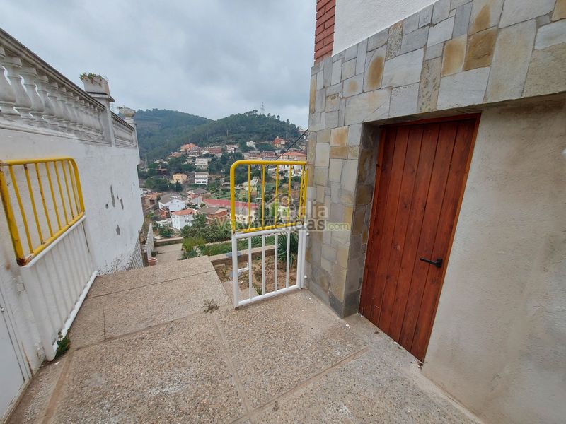 Foto 1356a5b8-5362-4867-9efb-14ecae1a3008. Haus in n/a in Santa Coloma de Cervelló
