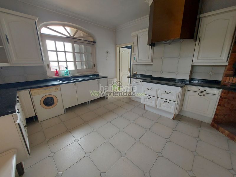 Foto 4c616a0d-4439-4ee6-a64c-294b04abc1f7. Haus in n/a in Santa Coloma de Cervelló