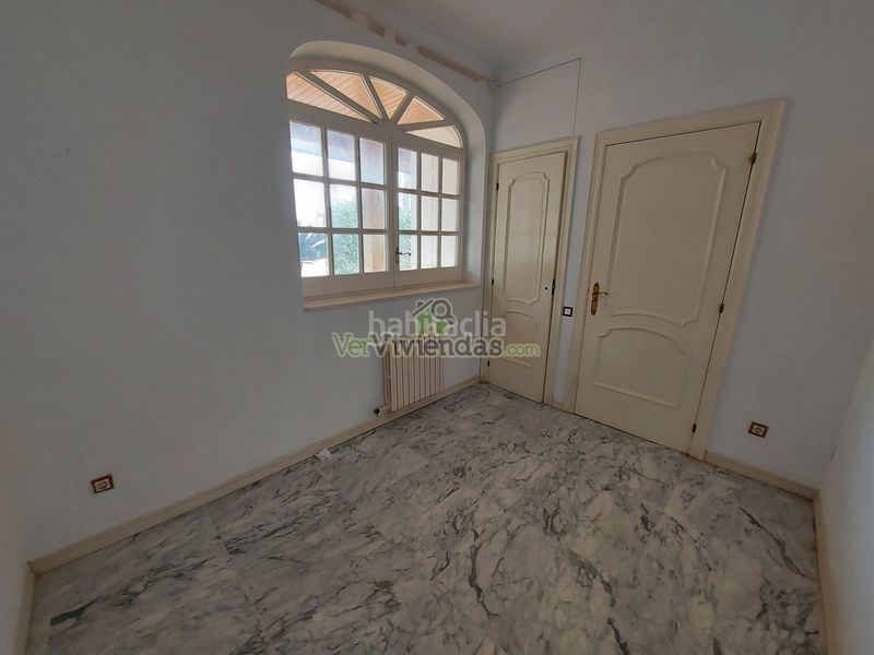 Foto 7a13cbdf-edcd-4823-9982-751162d16300. Haus in n/a in Santa Coloma de Cervelló