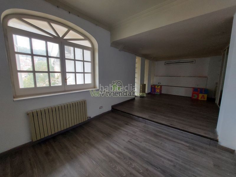 Foto a65d3571-9046-4ff2-be45-b9820056ff6c. Haus in n/a in Santa Coloma de Cervelló