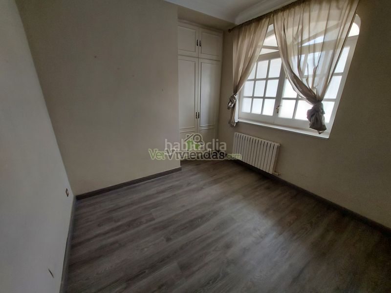 Foto cb8c2e1d-07f5-4859-999a-3fd39c934f82. Haus in n/a in Santa Coloma de Cervelló