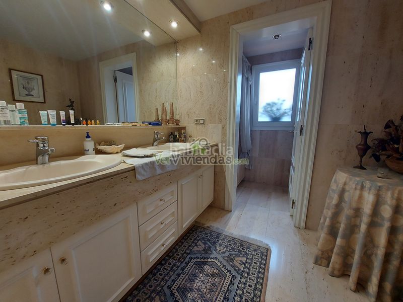 Foto 2d340463-7e31-4cff-9211-8858050c35ff. Casa a n/a a Torrelles de Llobregat