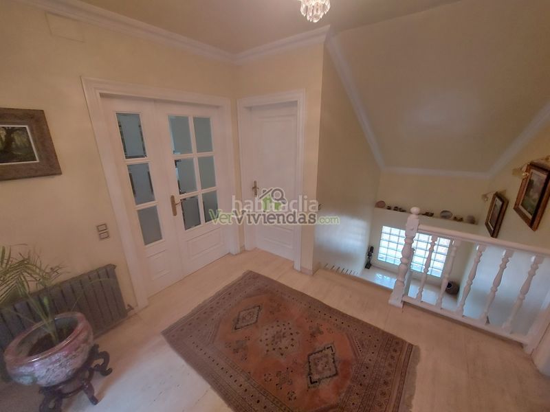 Foto 53b3b7c1-9d66-4692-8f99-351816884983. Casa a n/a a Torrelles de Llobregat