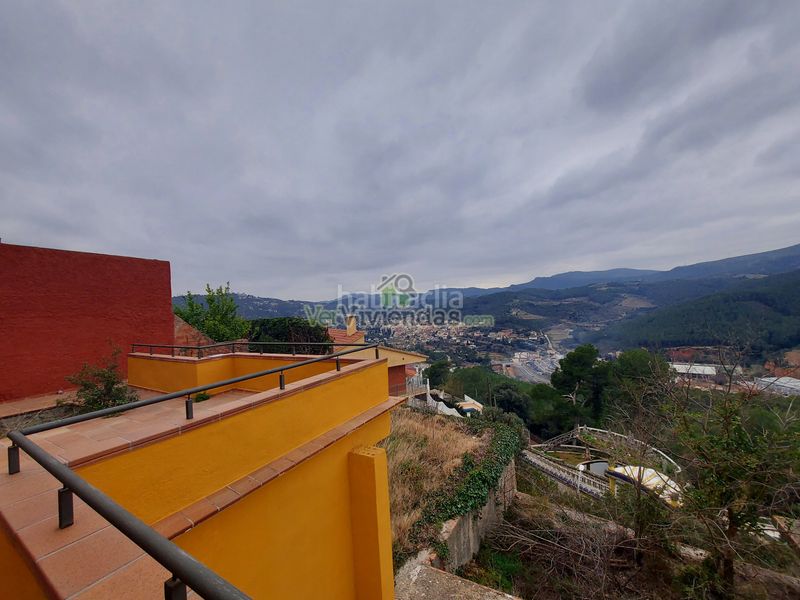 Foto 7248703d-9fea-477b-a9d0-4b337f849509. Casa a n/a a Torrelles de Llobregat