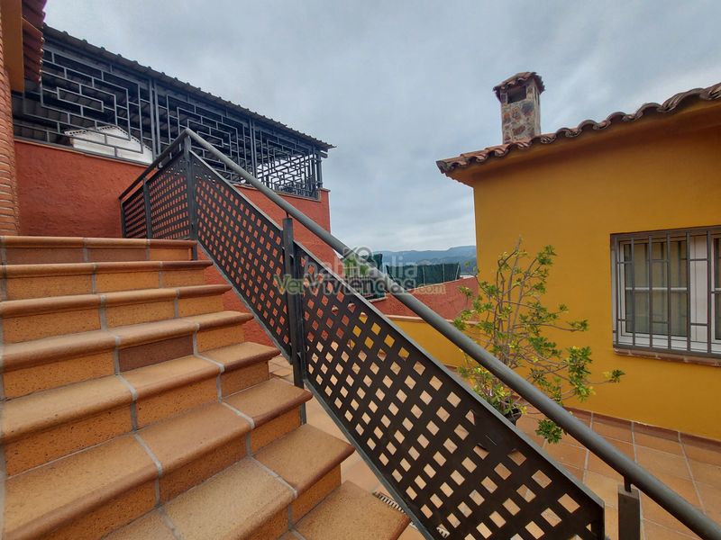 Foto e503eedc-355a-435b-ae4f-ef70666a562c. Casa a n/a a Torrelles de Llobregat