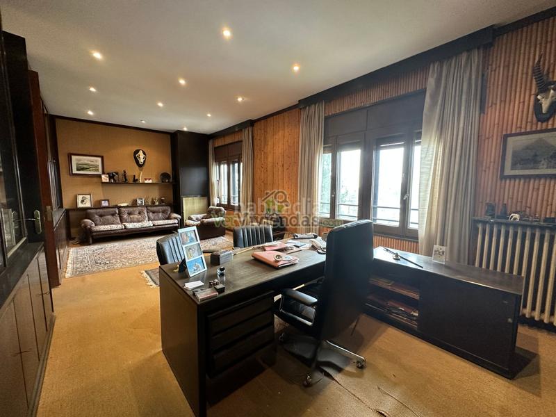 Foto 1a8dceeb-5b4a-4a94-a939-f8fcee28eb42. Haus in n/a in Papiol (El)