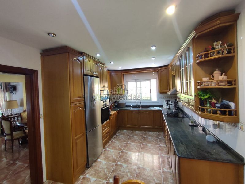 Foto 05a86e54-eb12-4ceb-adb0-5851cb3529d3. Chalet en n-340 329 espectacular casa con piscina en Vallirana