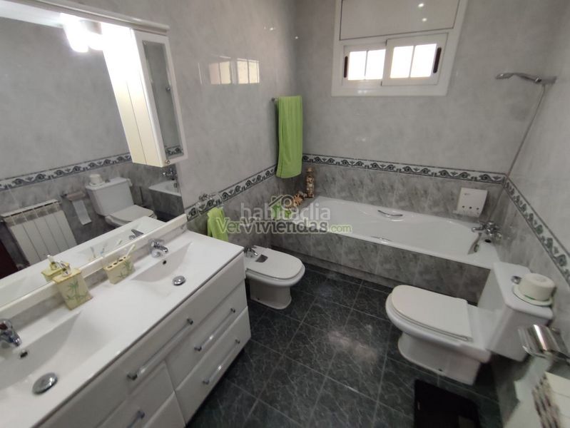 Foto 41c72982-f384-4292-96d0-3def0c67ff33. Chalet en n-340 329 espectacular casa con piscina en Vallirana