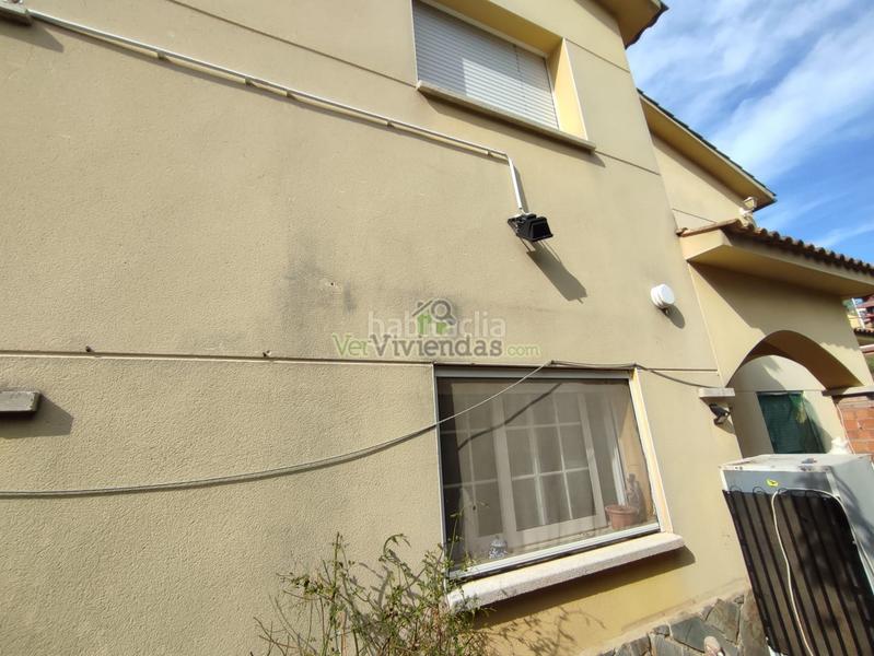 Foto 223b9eb0-ab87-4c63-b4d0-139112537978. Casa a carrer major 333 a Vallirana