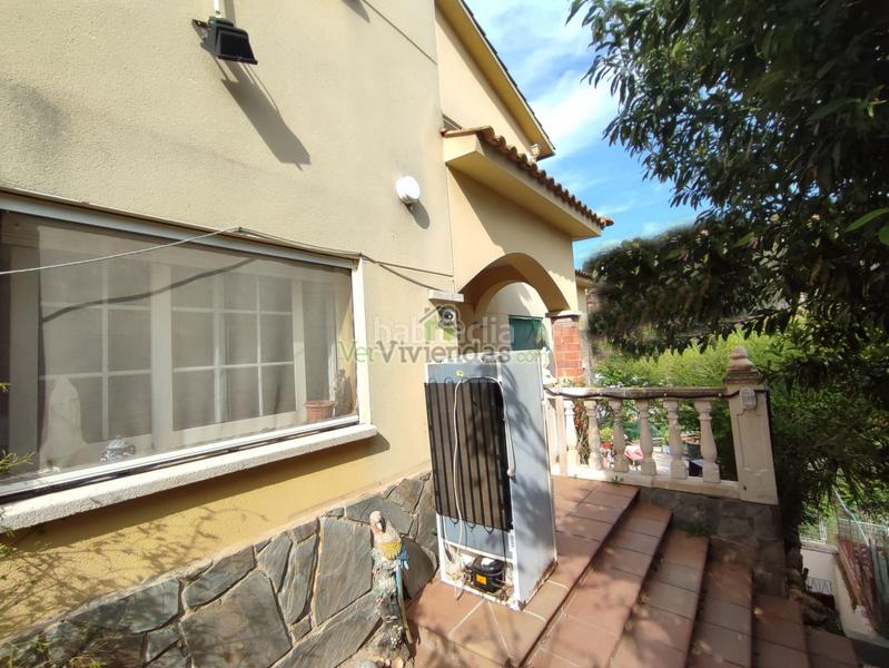 Foto 30260815-1d50-4f6d-837b-f8a8506a6ed9. Casa a carrer major 333 a Vallirana