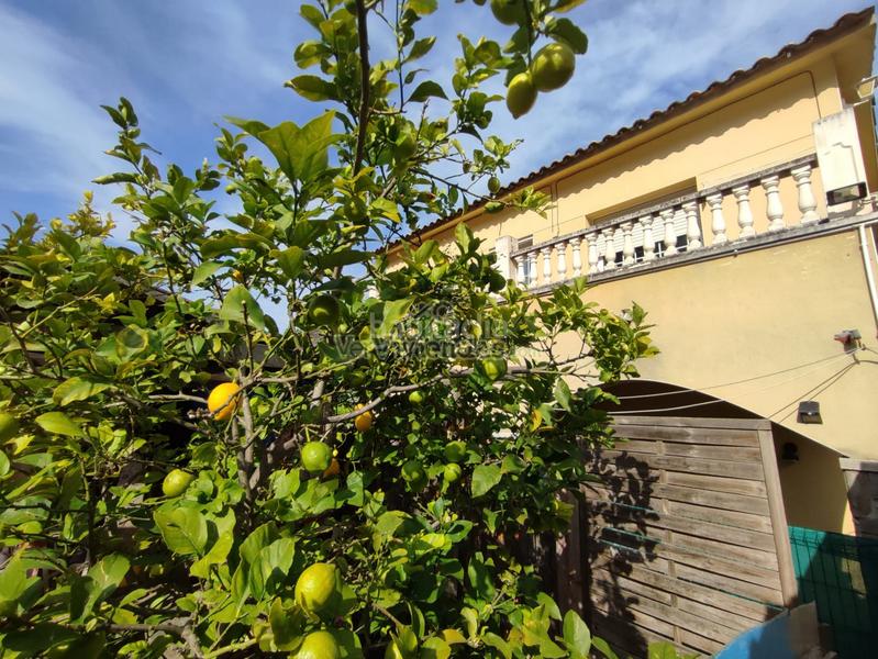 Foto 37dd7f99-4b7e-4eaa-ba54-5c7b45068ccb. Casa a carrer major 333 a Vallirana