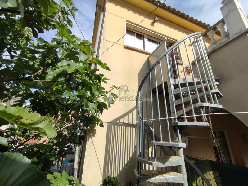 Foto 98e2a14b-ee27-4c3a-9a0b-49abefeb09d1. Casa a carrer major 333 a Vallirana