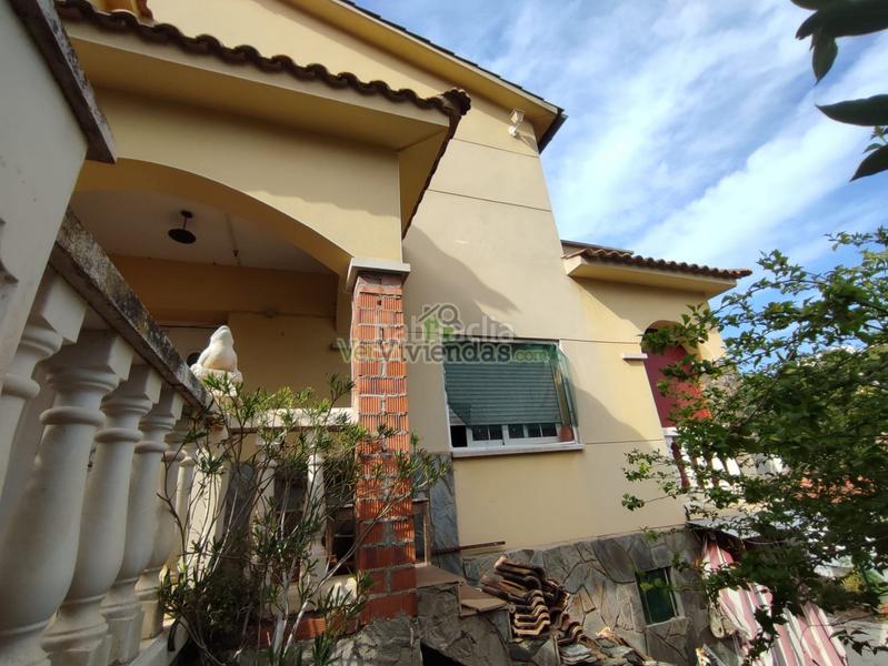 Foto 9bee47ba-4858-4576-9026-9b97e7636b5a. Casa a carrer major 333 a Vallirana