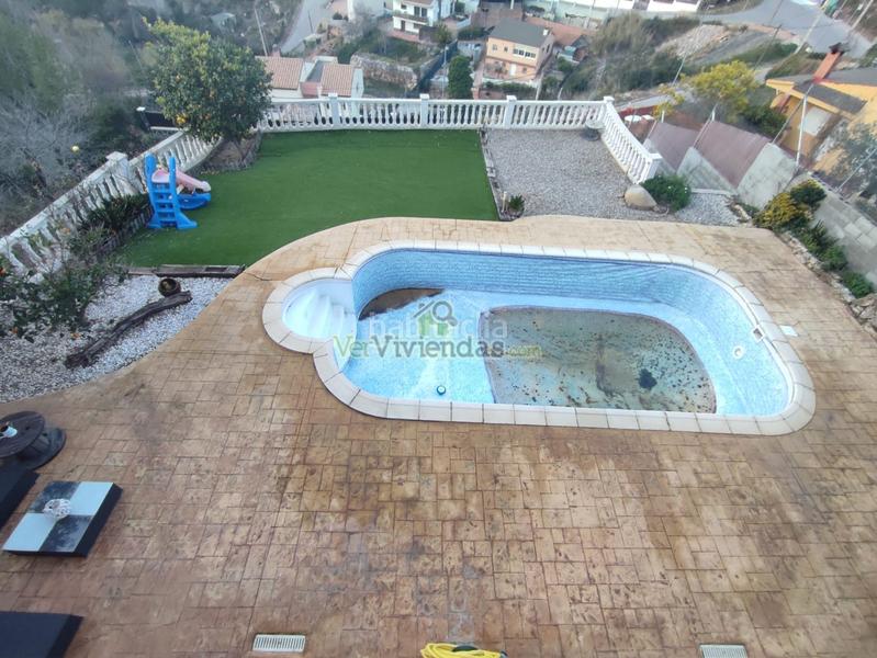 Foto 35dbb183-cffe-441c-9682-e0e304470dee. Chalet en n/a preciosa casa con piscina en Vallirana
