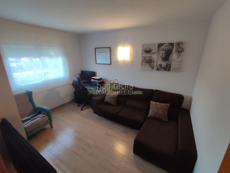 Foto 3b974e1c-568e-4f90-8352-0daa17a7b652. Chalet en n/a preciosa casa con piscina en Vallirana