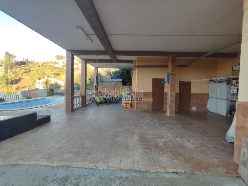 Foto 4cf81771-48e9-4eef-bcde-d4f73ef78c48. Chalet en n/a preciosa casa con piscina en Vallirana