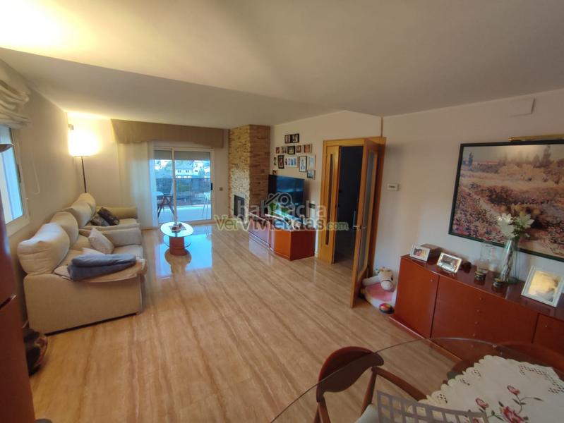 Foto d7e801ed-b3c0-4acf-b7f8-5e62b282b36a. Chalet en n/a preciosa casa con piscina en Vallirana