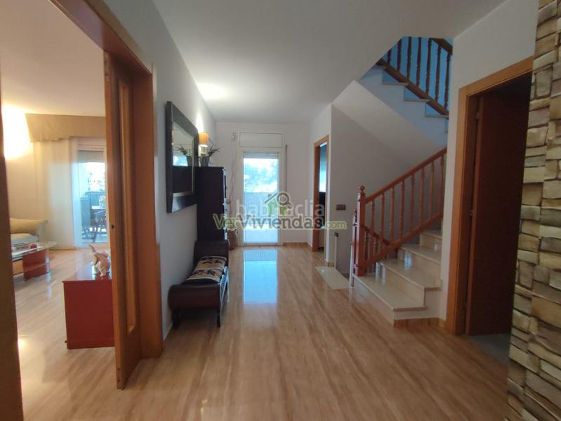 Foto d91aa601-d493-4a7b-82aa-a87541f556eb. Chalet en n/a preciosa casa con piscina en Vallirana