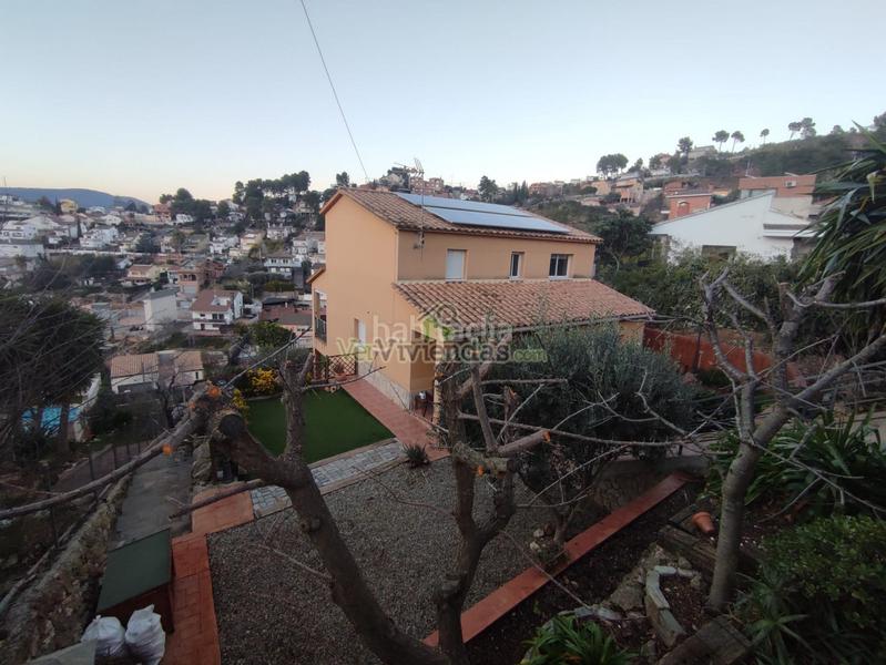 Foto fe7ccf69-ba57-4dcd-be85-0cad0f439360. Chalet en n/a preciosa casa con piscina en Vallirana